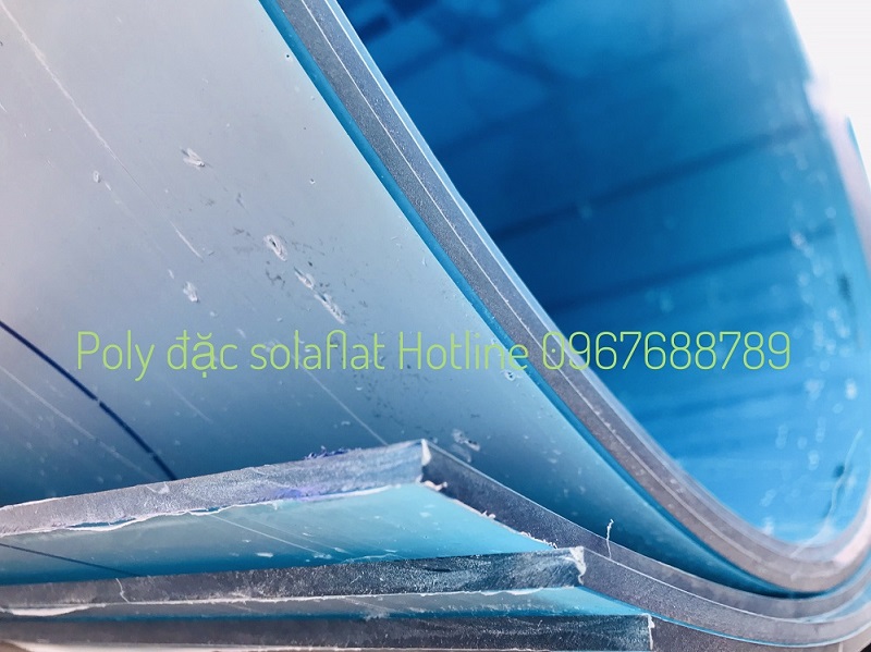 Cuộn nhựa Poly đặc Solarflat dày 5mm màu xanh cắt theo yêu cầu 