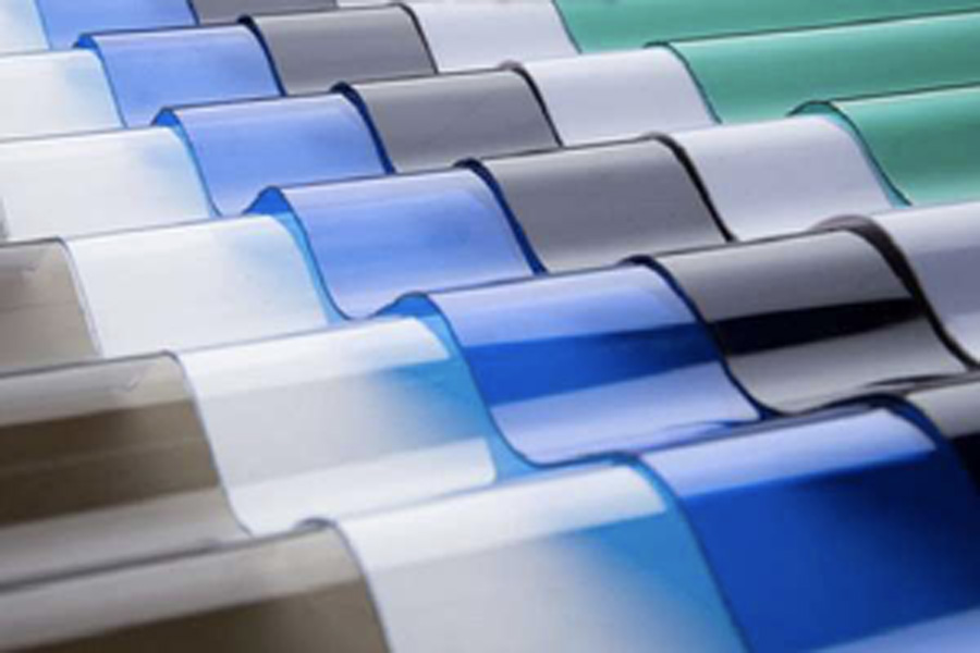 Tấm lợp Poly dạng sóng được nhiều người ưa chuộng vì nhiều ưu điểm nổi bật.