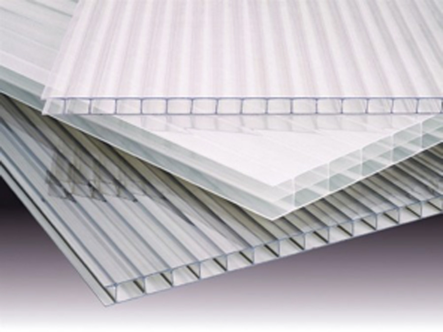 Tấm nhựa poly rỗng ruột có tính thẩm mỹ cao và khả năng hấp thụ ánh sáng tốt.