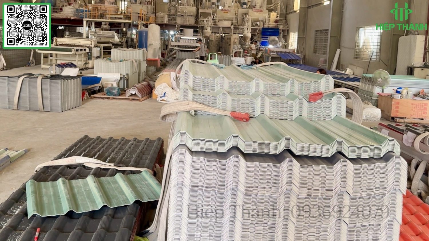 Thực tế tấm tôn nhựa 6 sóng màu xanh nhạt