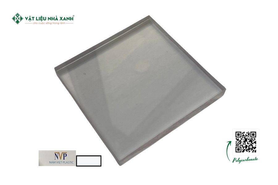 Tấm Polycarbonate đặc ruột Nice Light trắng trong