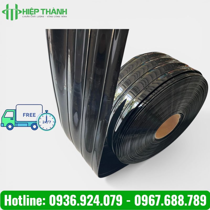 Cuộn rèm nhựa PVC màu đen có gân sóng đôi. Chuyên che khuất tầm nhìn
