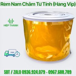 rem nam cham tu tinh 2 Rèm Nhựa PVC Nam Châm Từ Tính Tự Hít Kín