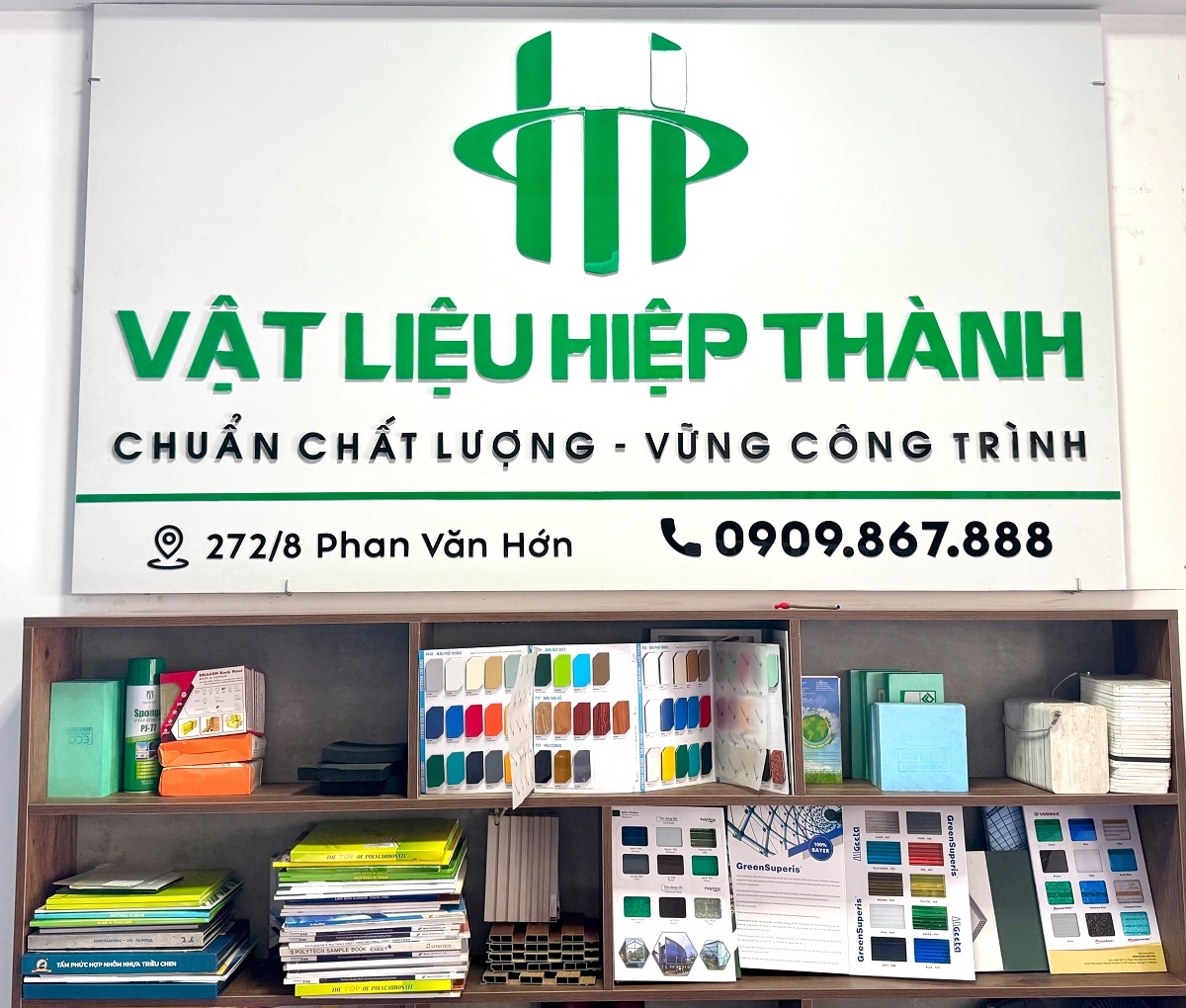 Văn phòng trưng bày mẫu mã công ty Hiệp Thành