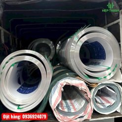 Tổng kho Tấm Polycarbonate rỗng dày 4mm (4ly) phân khúc giá tiết kiệm có sẵn số lượng lớn giao khách ngay trong ngày